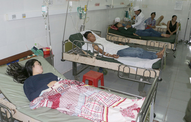 Chìm tàu kinh hoàng ở Bạc Liêu, nhiều người thương vong ảnh 1