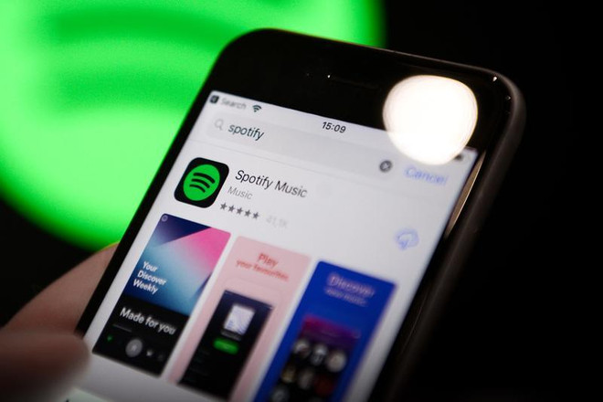 Đã có thể điều khiển nhạc trên Spotify bằng trợ lý ảo Siri của Apple ảnh 1