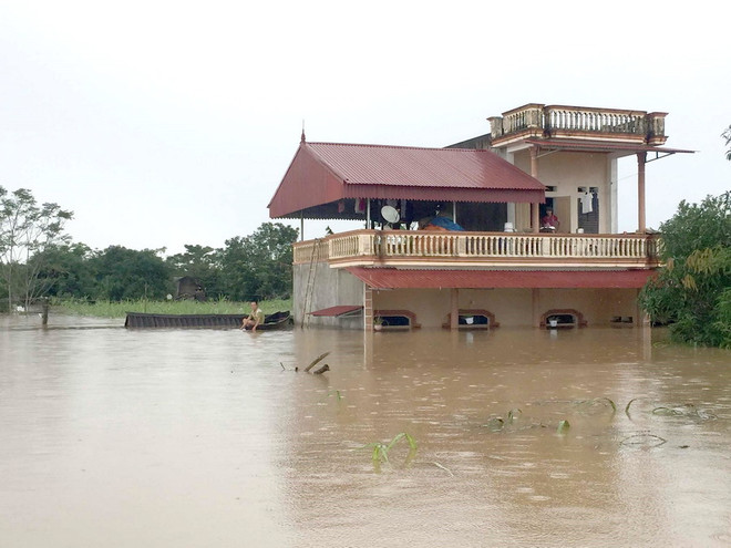Thanh Hóa: Nhiều huyện tiếp tục cho học sinh nghỉ học do mưa lũ ảnh 1