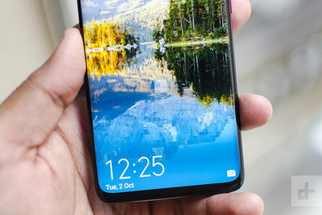 (Nguồn: digitaltrends) Người dùng giận Huawei để quảng cáo tràn ra màn hình khóa điện thoại ảnh 1