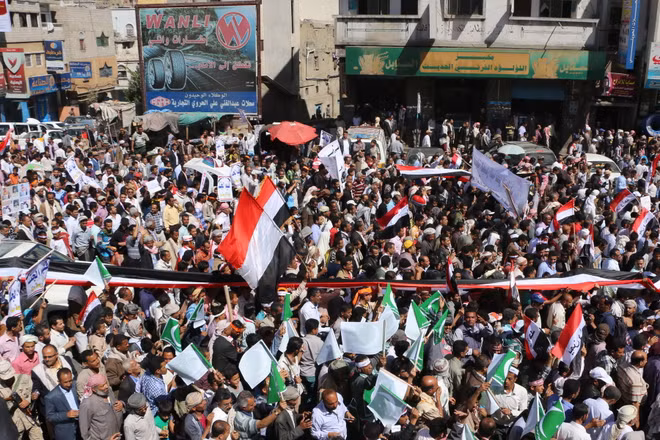 Yemen: Phiến quân Houthi nổ súng bắn vào người biểu tình ảnh 1