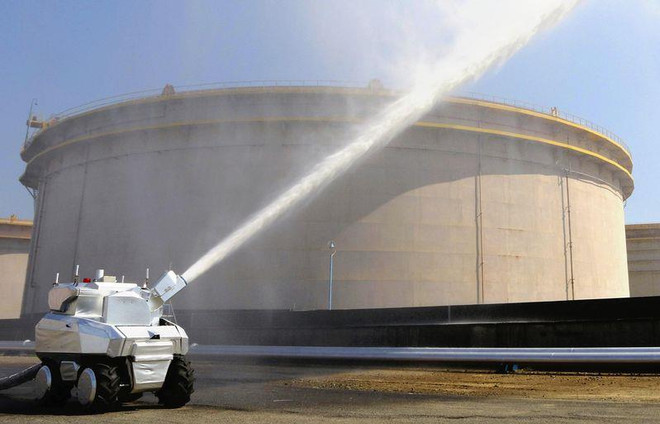 Nhật Bản đưa vào sử dụng hệ thống robot chữa cháy đầu tiên ảnh 1