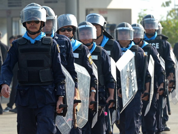 Thủ tướng Thái yêu cầu quân đội ngăn người biểu tình ảnh 1