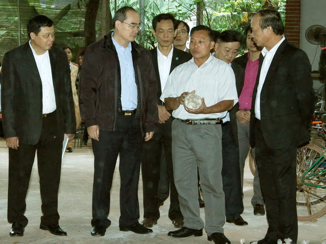 Chủ tịch Mặt trận Tổ quốc Việt Nam thăm các hợp tác xã ở Bắc Giang ảnh 1