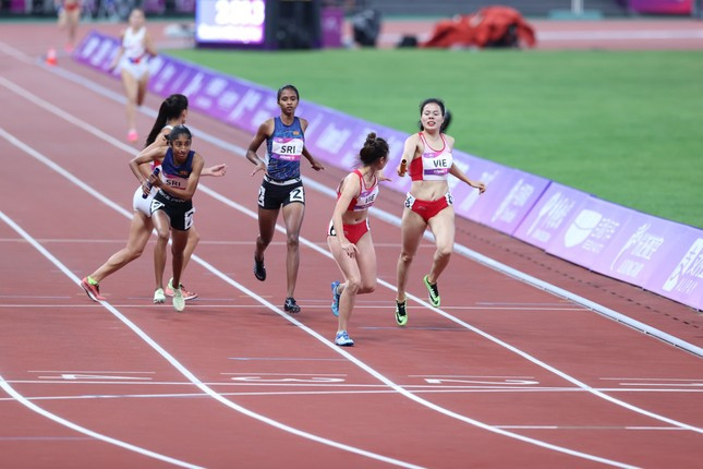 Hụt huy chương 4x400m Nữ, VĐV Việt Nam thừa nhận đối thủ quá mạnh ảnh 1