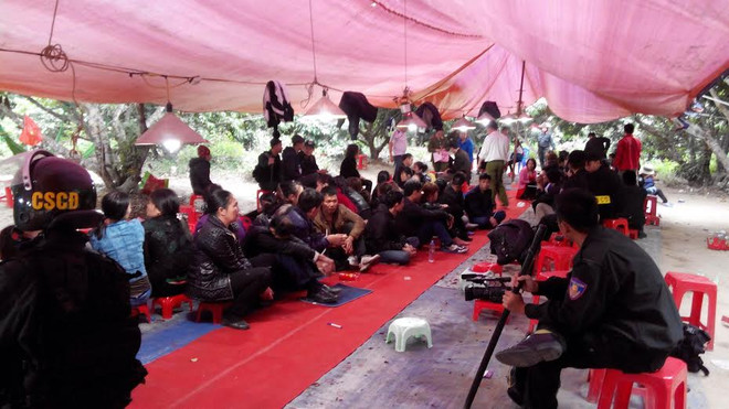 Công an bủa vây, triệt phá sới bạc quy mô lớn ở Quảng Ninh ảnh 1