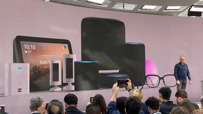 Amazon mang trợ lý ảo Alexa vào tai nghe, kính mắt và lò nướng ảnh 1