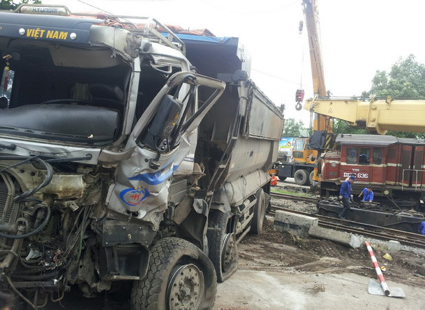 [Video] Tích hợp tín hiệu đường bộ đường sắt ở vị trí đặc thù ảnh 1