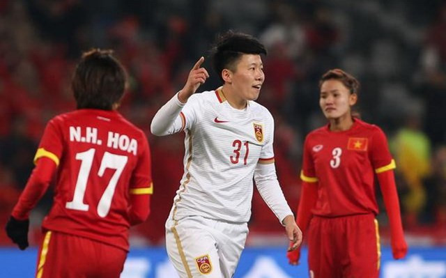 [Video] Cận cảnh tuyển nữ Việt Nam thúc thủ 0-2 trước Trung Quốc ảnh 1