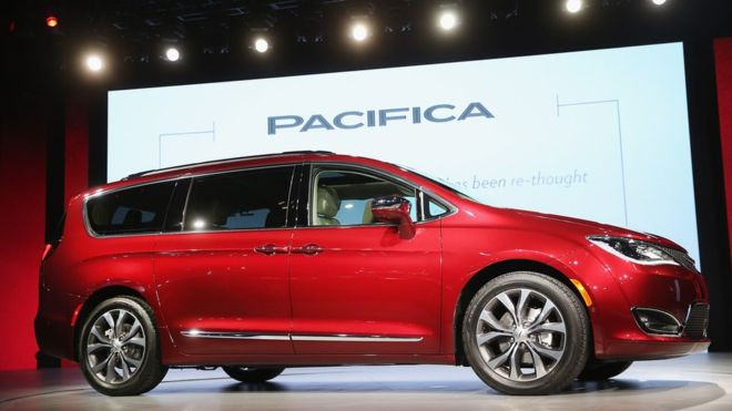 Fiat Chrysler giúp Google xây dựng "hạm đội" xe tự lái ảnh 1