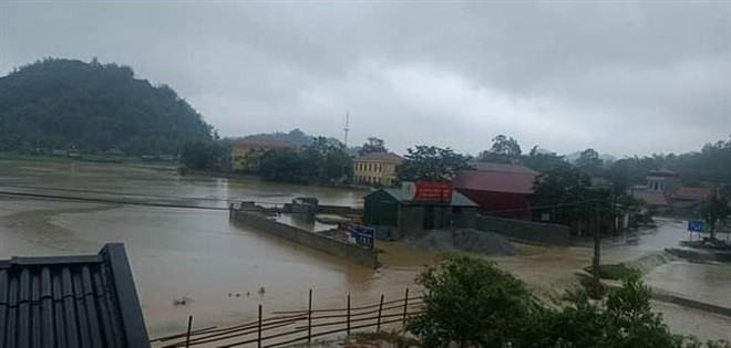 Mưa lớn cục bộ và dông gây nhiều thiệt hại tại tỉnh Lạng Sơn ảnh 1