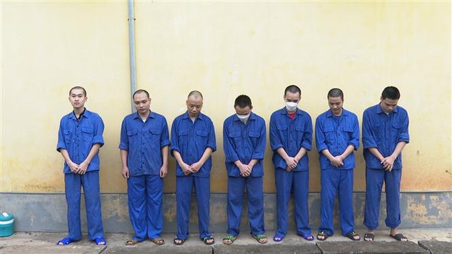 Bắt 9 đối tượng đánh bạc và mua bán thông tin tài khoản ngân hàng ảnh 1