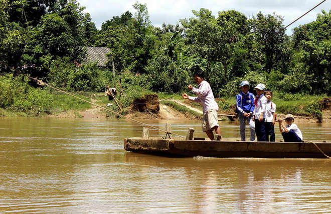 [Photo] Ẩn họa từ những chuyến đò ngang tại tỉnh Lâm Đồng ảnh 1