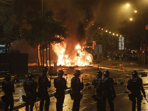 Singapore thành lập ủy ban điều tra triệt để vụ bạo loạn ảnh 1