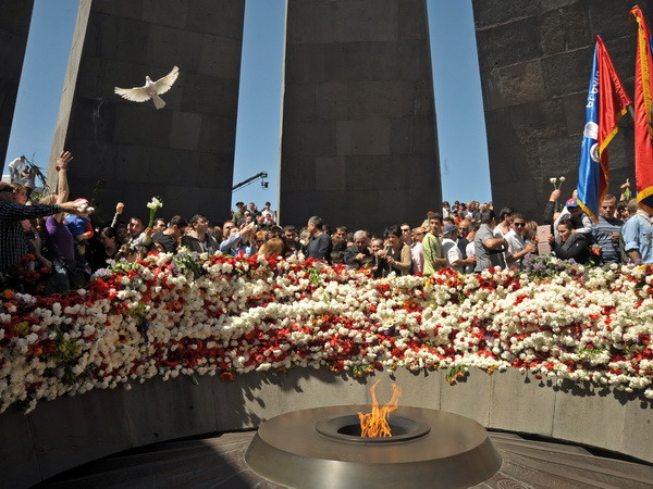 EP kêu gọi Thổ Nhĩ Kỳ thừa nhận "tội diệt chủng" người Armenia ảnh 1