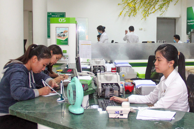 Ngân hàng lãi lớn sẽ thưởng Tết nhân viên "khủng" ra sao? ảnh 1