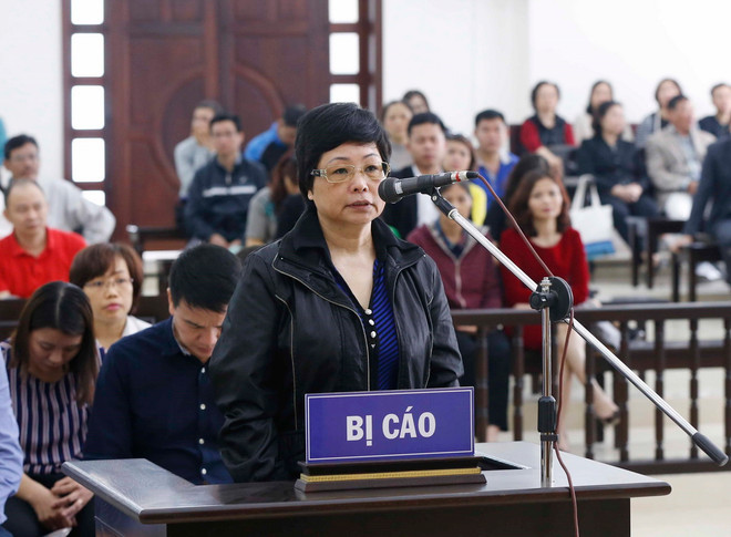Bị cáo Châu Thị Thu Nga. (Ảnh: Doãn Tấn/TTXVN) Châu Thị Thu Nga nhận "có sai phạm nhưng không lừa đảo khách hàng" ảnh 1