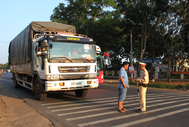 Các thay đổi trong xử phạt vi phạm giao thông có hiệu lực từ 1/8 ảnh 1