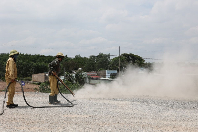 cao toc_ban giao mat bang 2.jpg