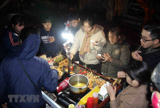 Không khí lạnh tiếp tục ảnh hưởng, Bắc Bộ và Trung Bộ trời rét 16 độ C ảnh 1