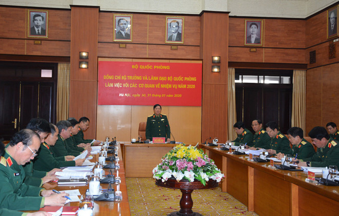 Bộ trưởng Bộ Quốc phòng làm việc với Tổng cục Chính trị ảnh 1