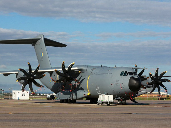 Airbus thừa nhận hàng loạt trục trặc của máy bay vận tải A400M ảnh 1