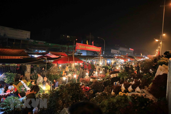 Từ đêm 30 Tết, Hà Nội đón đợt không khí lạnh mới, trời rét đậm ảnh 1