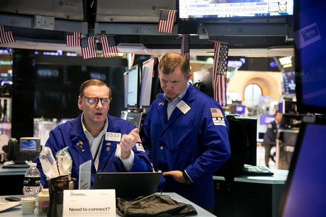 Chỉ số S&P 500 chấm dứt chuỗi bốn tuần giảm điểm liên tiếp ảnh 1