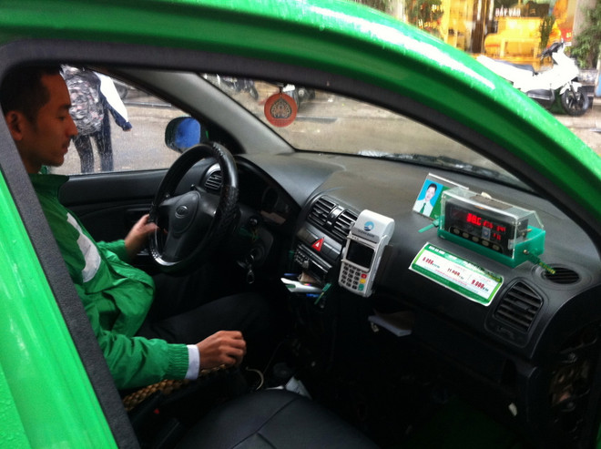 Áp dụng giám sát hành trình đối với taxi, xe tải từ ngày 15/7 ảnh 1