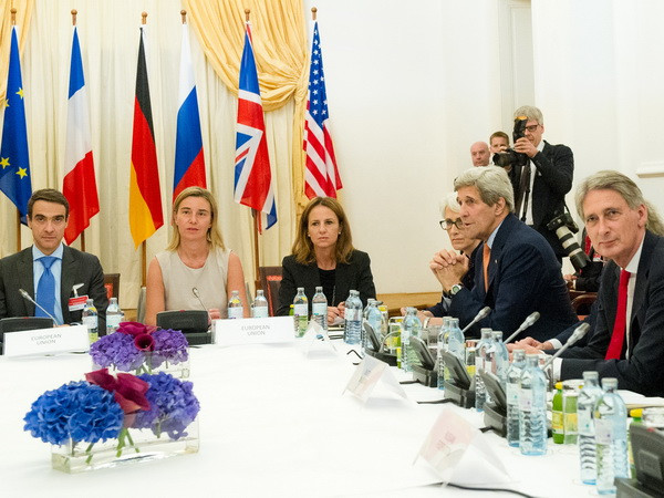 Hồ sơ hạt nhân của Iran sắp khép lại, giá dầu giảm ở châu Á ảnh 1