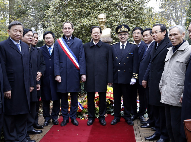 Thủ tướng Chính phủ tiếp Tổng thư ký Hội hữu nghị Pháp-Việt ảnh 1