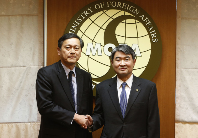 Hàn Quốc đề xuất đối thoại cấp thứ trưởng với Nhật Bản ảnh 1
