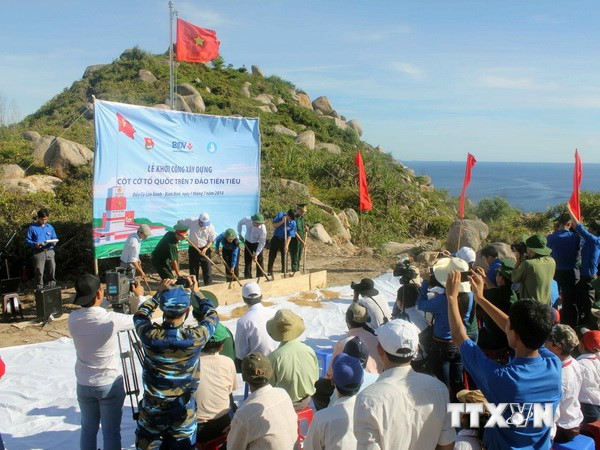 [Video] Bình Định: Khánh thành Cột cờ Tổ quốc trên đảo Cù Lao Xanh ảnh 1