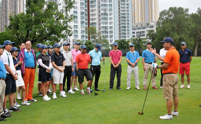 Vietnam Airlines tại Hong Kong tổ chức giải golf mừng Quốc khánh ảnh 2