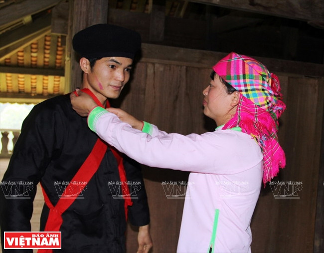 Độc đáo đám cưới người Giáy ở Tả Van với nhiều phong tục cổ ảnh 16