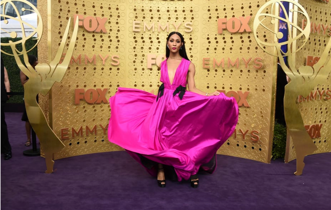 Những khoảnh khắc ấn tượng tại lễ trao giải Emmy Awards 71 ảnh 8