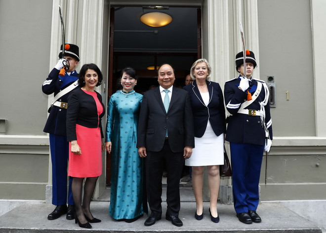 Thủ tướng Nguyễn Xuân Phúc gặp gỡ lãnh đạo Quốc hội Hà Lan ảnh 2