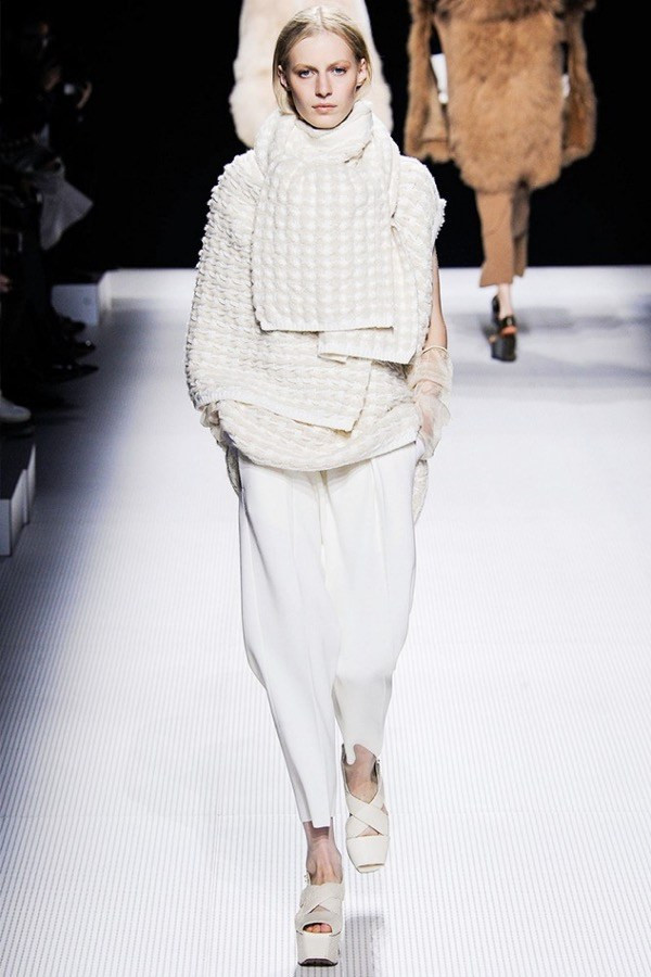  Những bí kíp chọn đồ hợp mốt thời trang diện đầu năm mới ảnh 6