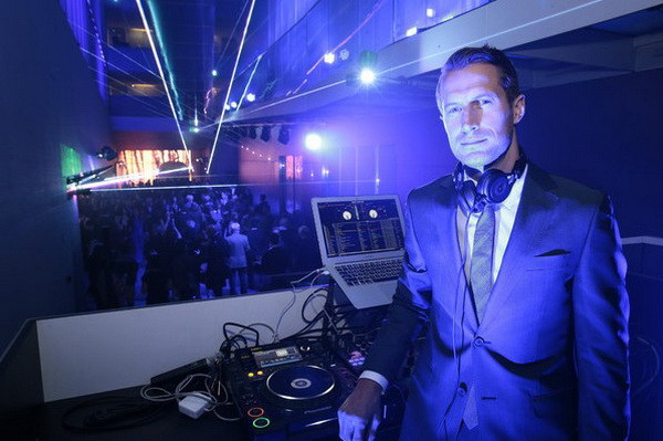 Ermenegildo Zegna cùng Marcolin ra mắt bộ sưu tập kính mắt ảnh 9