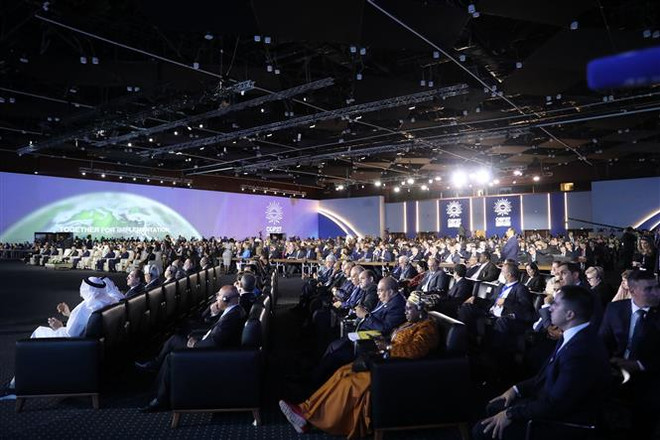 Thông qua thỏa thuận lập quỹ bồi thường tổn thất do biến đổi khí hậu ảnh 1