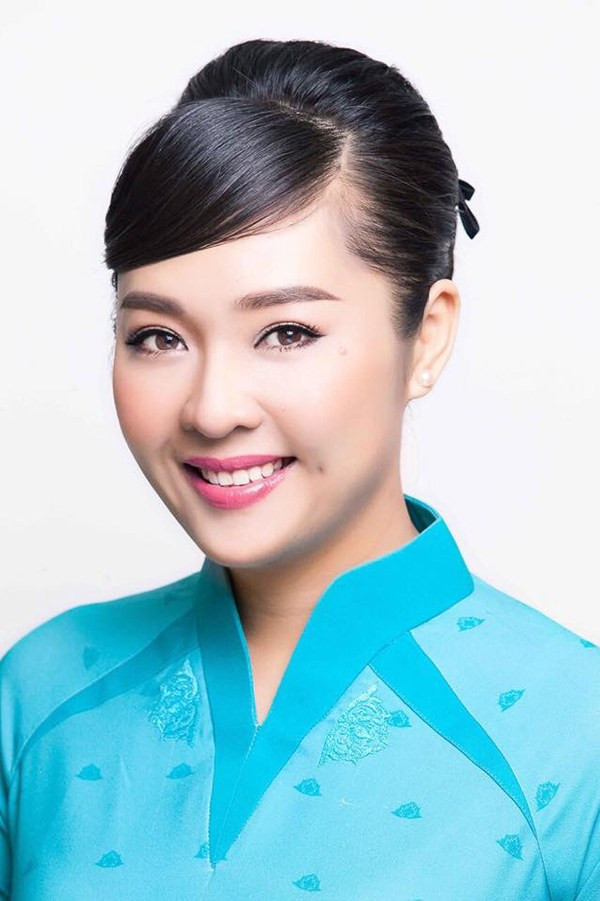 Những bộ đồng phục tiếp viên hàng không gây ấn tượng nhất ảnh 12