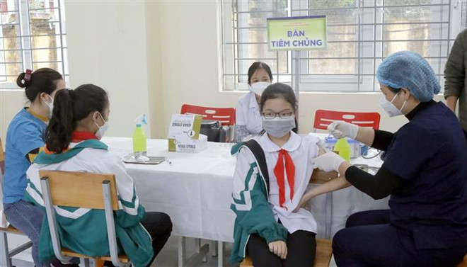 Công tác tiêm vaccine phòng COVID-19 cho trẻ em diễn ra an toàn ảnh 1