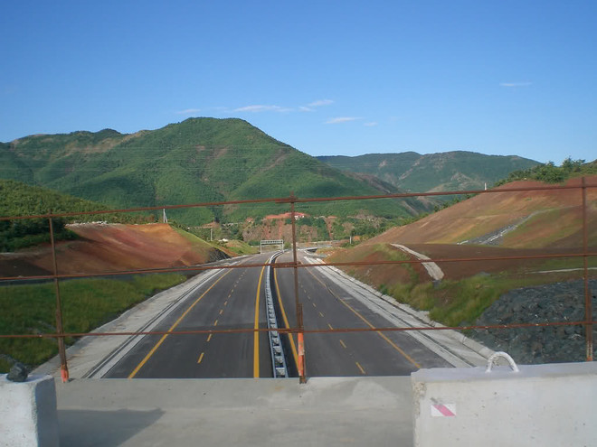 Trung Quốc đầu tư xây đường cao tốc nối Montenegro-Albania ảnh 1