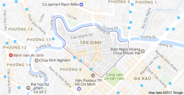 Giải cứu hàng chục người trong vụ cháy nhà cao tầng ở trung tâm TPHCM ảnh 1