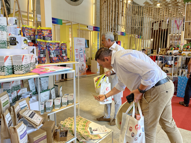 Thành phố Hồ Chí Minh tỏa sáng tại Lễ hội Việt Nam ở Bồ Đào Nha ảnh 6