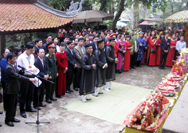 [Photo] Lễ hội đền Đuồm thu hút đông đảo đồng bào dân tộc tham gia ảnh 3
