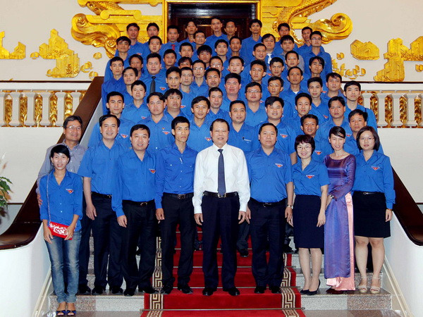 Phó Thủ tướng Vũ Văn Ninh gặp đại biểu thanh niên tiêu biểu ảnh 1