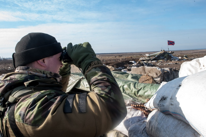 LPR tố Quân đội Ukraine đưa 200 pháo tự hành tới Lugansk ảnh 1