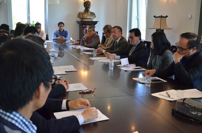 Tọa đàm “Trí thức trẻ người Việt tại Thụy Sĩ với đất nước” ảnh 2