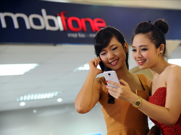 MobiFone ưu đãi khách mua điện thoại Samsung Galaxy S5 ảnh 1